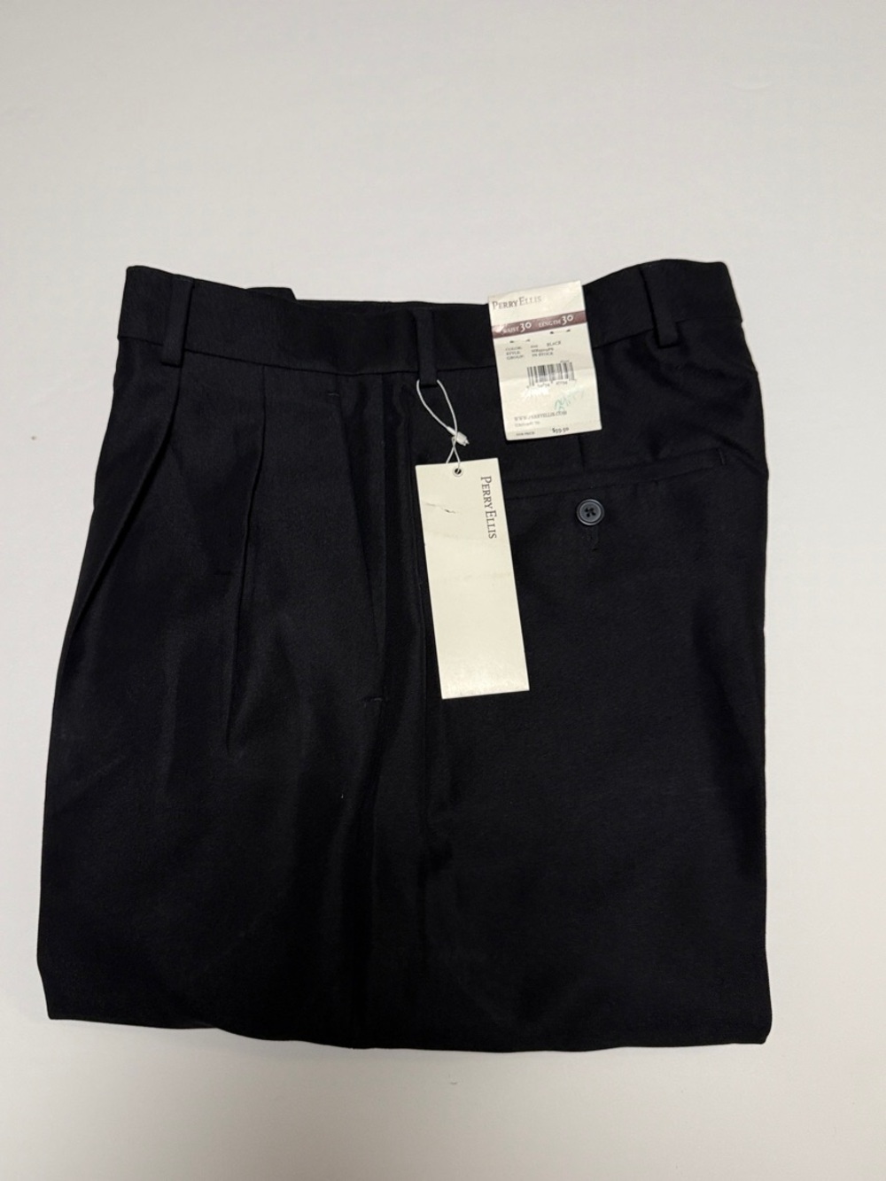 New Men’s Perry Ellis Black Pleated Dress Pants